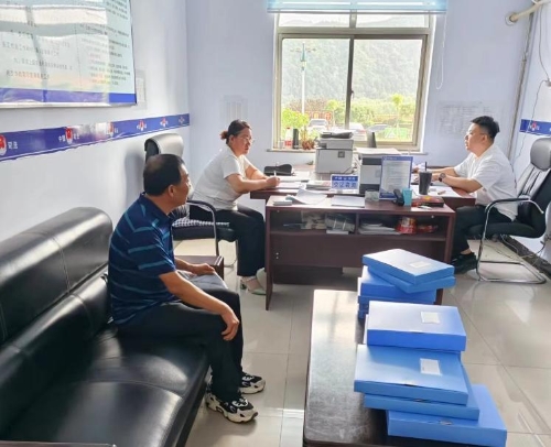 宽城满族自治县人民政府 部门动态 宽城满族自治县公证处延伸公证触角,助力社区矫正